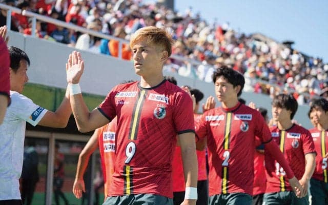 JFL首位高知が声明「歴史的瞬間に立ち会って頂き感動…次回の集客目標は“8985人”」…県外からエール続々「来季J3で四国ダービーを！」