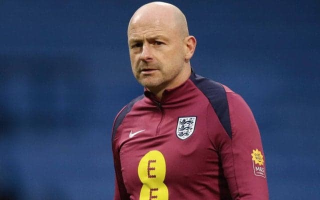 “元アイルランド代表選手” リー・カーズリーはイングランド代表正指揮官に昇格なるか「手腕を示す素晴らしい機会にしてほしい」