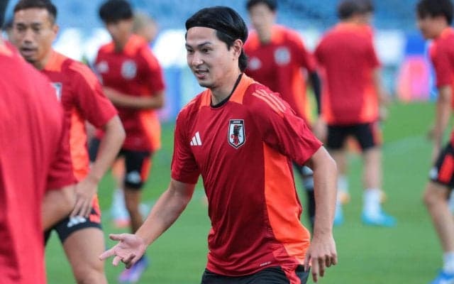 「ゴールに繋げていく動きを」状態の良い中で日本代表合流の南野拓実、前回の最終予選のキーマン・伊東純也の復帰に「帰ってきてくれて嬉しい」