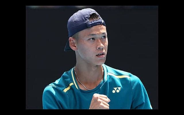  坂本怜 全米Jr単複8強 