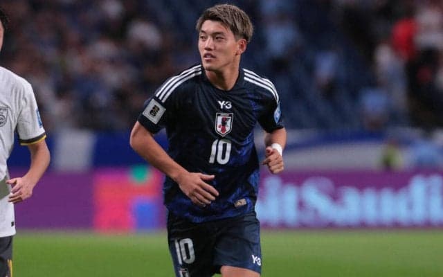 堂安律が説く攻撃的なWBの生命線　「前線の守備意識があって」…久保建英との連携光る