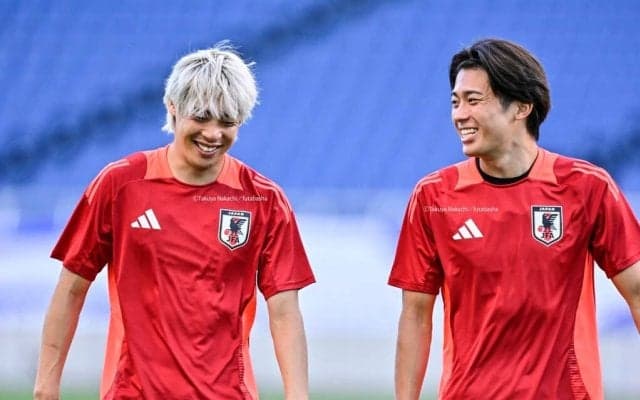 「ダダみたい」「かっこカワイイ」伊東＆中村所属Sランスの“シャンパンカラー＆怪獣系縞模様”の新サードユニが話題！「品がある」「早く2人が着てるとこ見たい！」の声