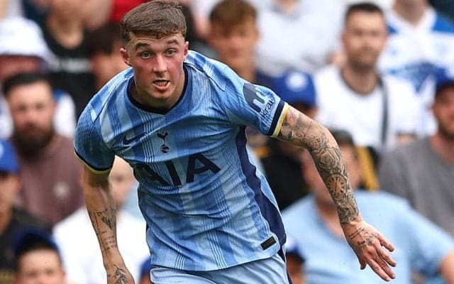 スパーズが逸材MFディヴァインがウェステルローへレンタル移籍