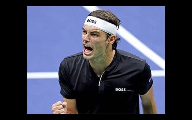  大激闘制し四大大会初の決勝へ 