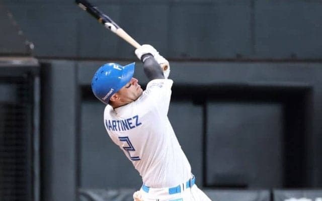 残留かそれとも…日本ハム28歳助っ人の貢献が話題　這い上がったV奪回への使者「何としても残ってほしい」