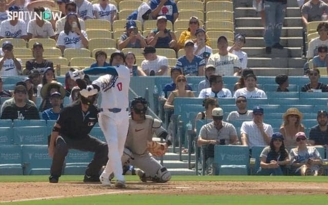 ショウヘイが「試合を破壊した」…大谷翔平の188キロ超速ホームランに現地記者・ファンも驚嘆「満場一致でMVPだ」