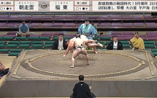 150キロの巨漢力士が飛んだ…合気道のような驚きの決着にどよめき