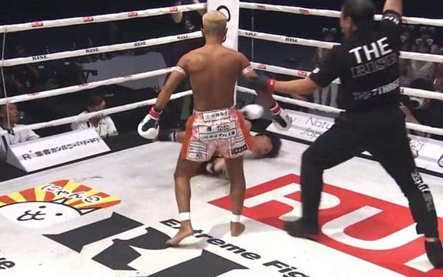 「一発だ！」テンプルにバックローで衝撃KO 実況絶叫の衝撃決着