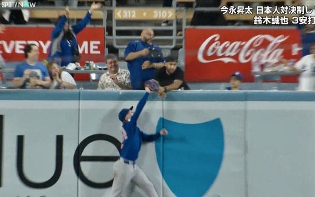 9回2死で奇跡の“ホームランキャッチ” 今永の勝利を決めた超ビッグプレーの瞬間「最後の最後に」ド軍本拠は悲鳴