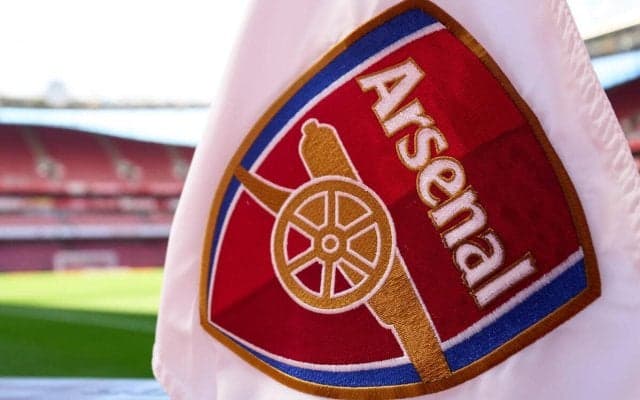 アーセナルがNTTデータとのパートナーシップを発表、世界中のファンとのつながりを強化へ