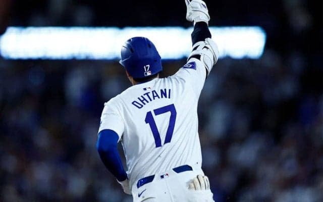 爆速190キロが襲撃「捕るかためらった」　大谷翔平の47号に感じた恐怖…当事者の証言