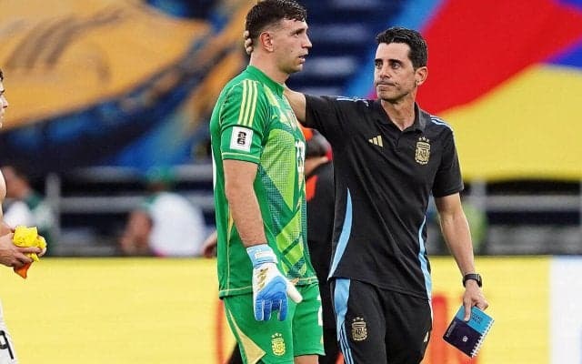 アルゼンチン守護神が敗戦後に中継カメラマンを平手打ち…コロンビア記者協会はFIFAに出場停止求める