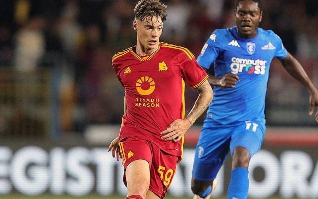 ローマMFザレフスキ、一転ガラタサライ移籍拒否で残留へ