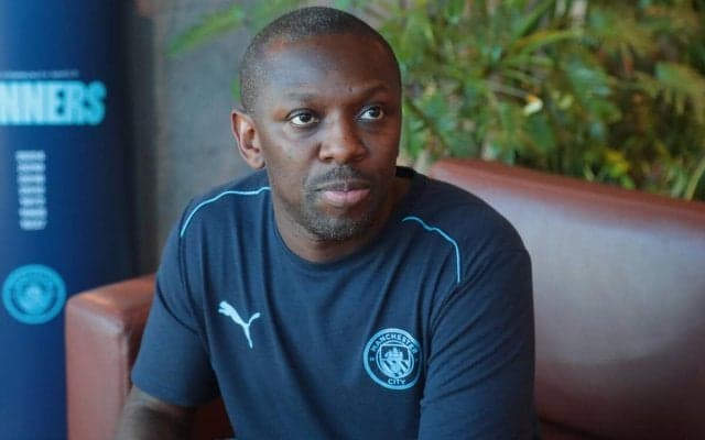 シティに欲しいのは?「今は三笘だ。間違いない」、OBライト＝フィリップス氏がトロフィー・ツアーで来日「ワクワクをもたらしてくれることが魅力」