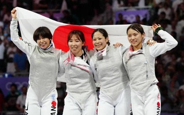 パリ五輪で話題になったフェンシング「交代選手」はツラいよ　金メダリストが明かす知られざる境遇