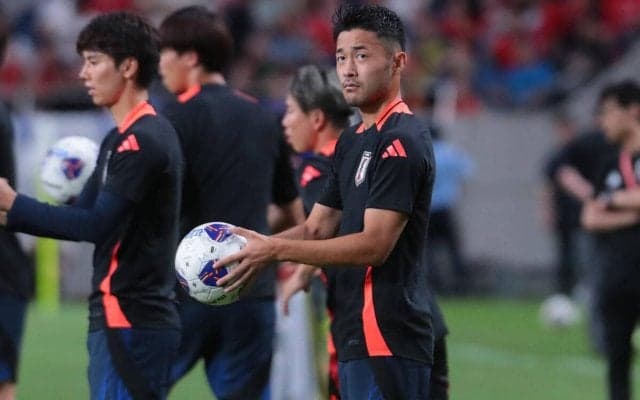 3バック導入でまさかの最終予選序盤戦出場なし。プレミア初参戦の菅原由勢の現在地【新しい景色へ導く期待の選手/vol.49】