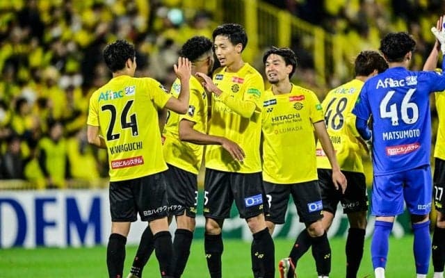 「モーレツにチャーハン食べたくなった」J1柏の「もはやサッカー関係あらへん」グッズが好評！「これ買うしかないやつやん！」「こういうの待ってた」などの声