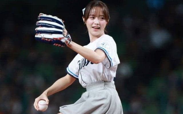 ベルーナドームに舞い降りた＂最強ポニテ＂の奮闘ぶりに反響止まらず！「透明感、エグかった」「華がすごい」