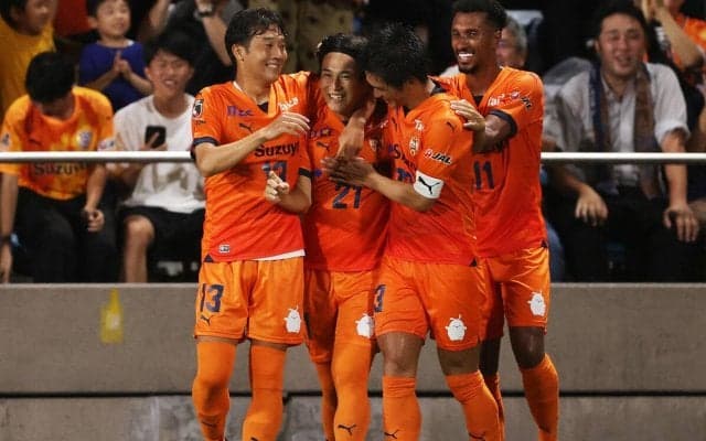 矢島慎也の技あり2ゴールで2位清水がPO圏の山口相手に4発快勝！ PO圏の仙台は敗戦、岡山は快勝【明治安田J2第31節】