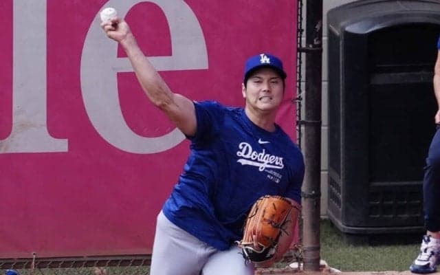 大谷翔平、最速150キロで術後最多25球　山本由伸と“ブルペンリレー”で笑顔も