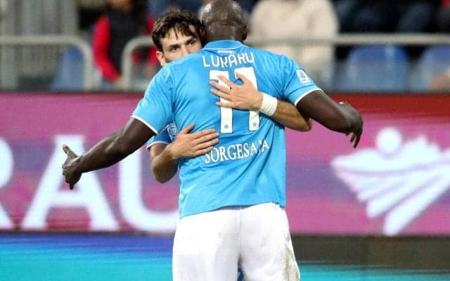 ルカク1G2Aのナポリ、カリアリに4発快勝で3連勝【セリエA】