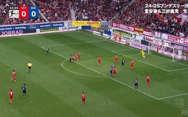 「クリエイティブだ」三好康児、堂安律を欺いてプレアシスト！ デビュー戦でいきなりゴール演出に現地ファンも興奮「気に入った」