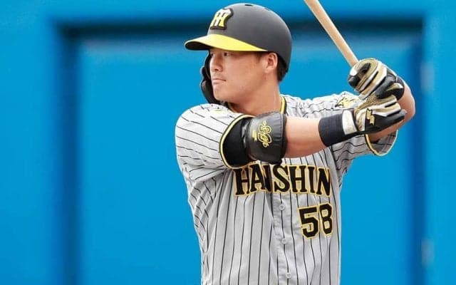 阪神21歳が「天才すぎる」　逆風切り裂き…本拠地初HRにX騒然「ロマンにあふれてる」