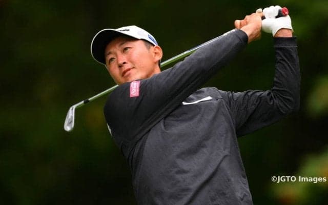 岩﨑亜久竜、尾崎将司の大会記録に並んで今季初優勝「夢のようで嬉しい」