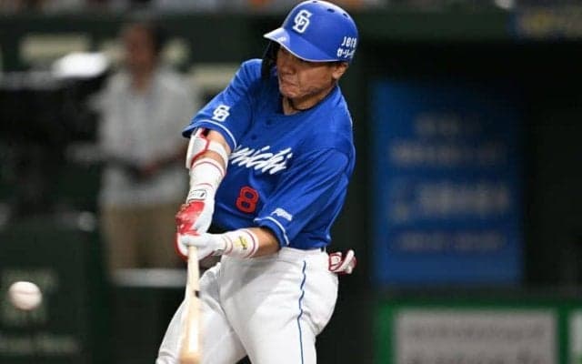 注目集めるミスタードラゴンズの去就　2000安打達成のベテラン野手の移籍はあるか？　球界OBも注目「話をしてもらいたい」