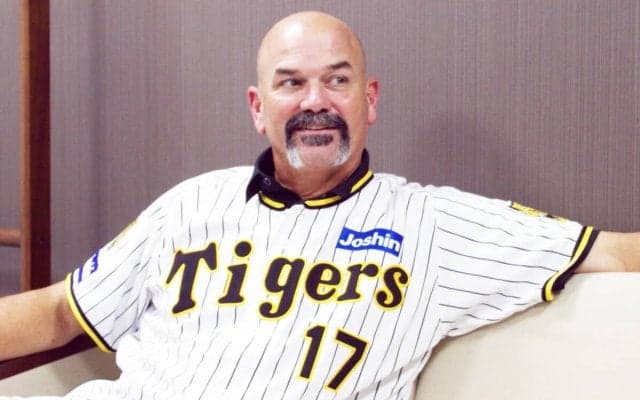 阪神の元祖・二刀流助っ人、トレイ・ムーアが振り返る 「2003年の優勝」と「闘将・星野仙一」
