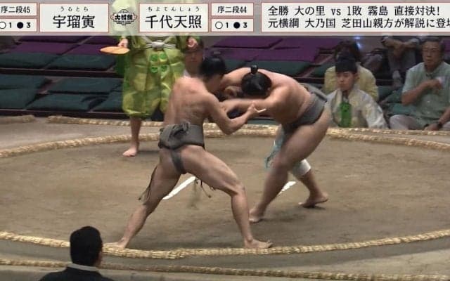 体重61キロ“超軽量級”力士の「超技出たね！」相手を豪快に沈める“衝撃光景”「下の力士も驚いていたw」