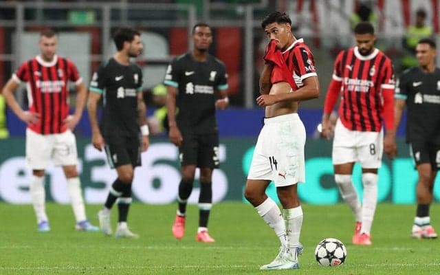 「根性を見せろ！」ホームでのCL開幕戦完敗…低空飛行続くミランにファンの不満も爆発寸前？