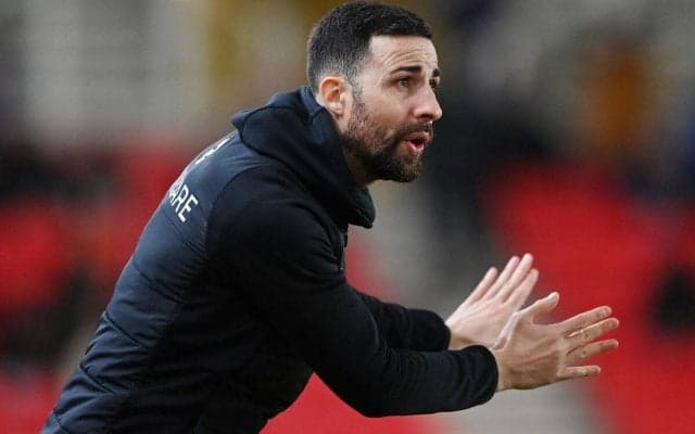 瀬古樹のストークが新監督を招へい、中山雄太も指導したスペイン人のペラハ氏が就任「感謝してもしきれない」