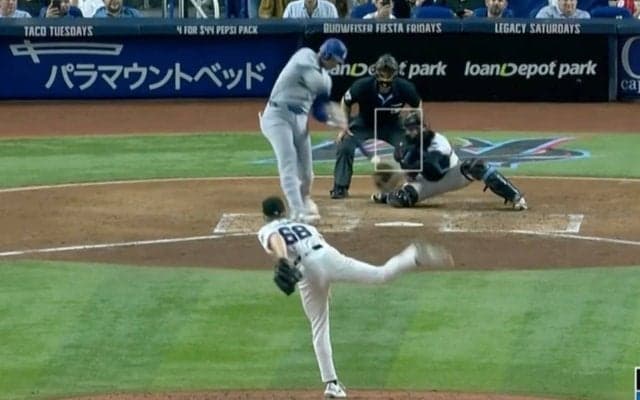 大谷翔平に「どんな打ち方？」 “謎のスイング”にドン引き… クソボールを叩いた豪快48号に「ゴルフかな」「天才」