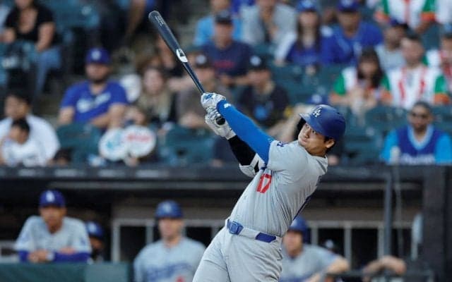 大谷翔平、ドジャース球団記録に並ぶ49号特大弾　4打数4安打で初の50本に王手　前人未到「50-50」まであと「1」