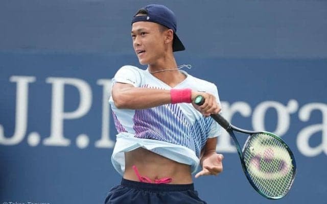 プロ宣言した197cmの大型新人・坂本怜の進化に盛田正明テニス・ファンドコーチの弘岡竜治氏「怖さを与えるようになった」