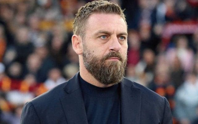 ローマのデ・ロッシ監督解任を選手は誰一人として受け入れず　リーダー2人が「選手の総意」でCEOに撤回を直談判