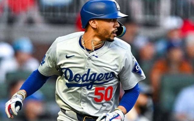 絶句するベッツに衝撃「大谷の凄さを表してる」　止まらぬ賛辞に「もう憧れられてるやん」