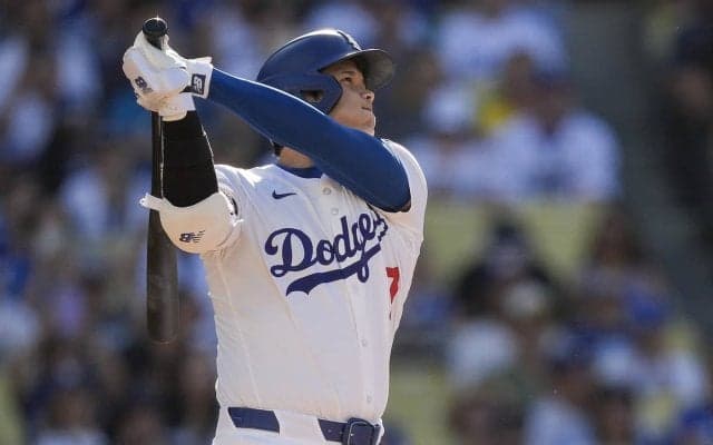 大谷翔平、2試合連続の52号逆転2ラン！大記録翌日、本拠地も大熱狂 「55本塁打・55盗塁」も視野に