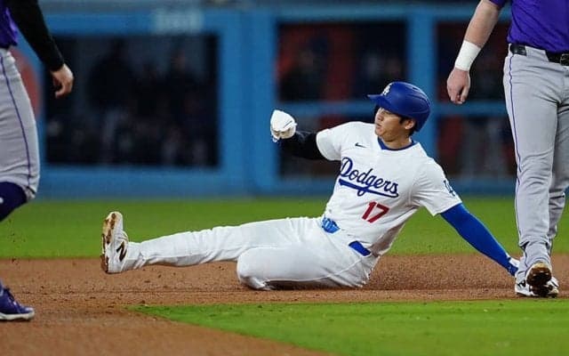 大谷翔平、52盗塁目で「52-52」　日本人最多まで残り4…HRとの同時最多記録も更新