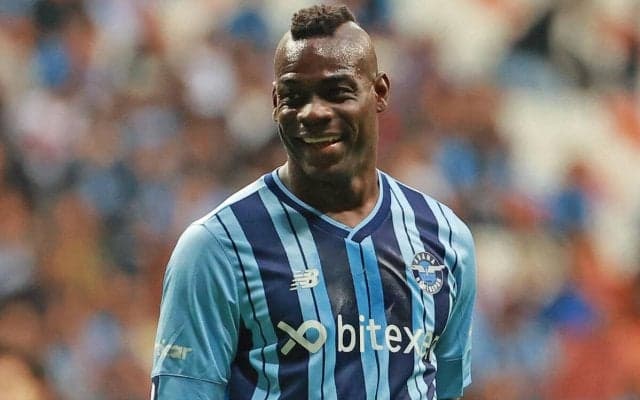 自主トレ中の34歳バロテッリがセリエA復帰願望を明確に「他国のオファーはやんわり拒否」