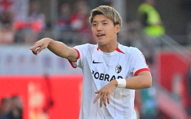 「これはスペイン戦」「スーパーゴールすぎ」堂安律が衝撃ミドルで今季2点目！ カタールW杯のスペイン戦を彷彿する一撃に「この角度好きすぎる」