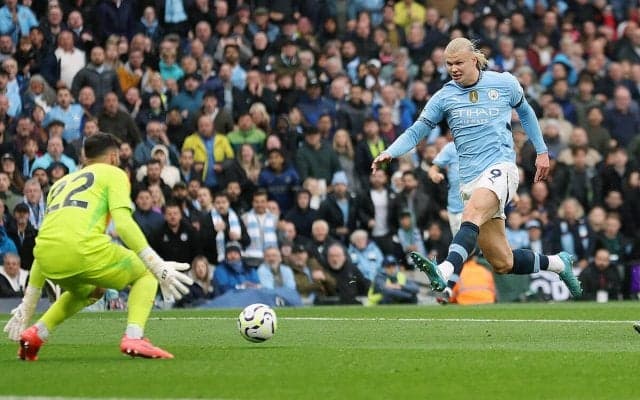 今季最初のプレミア頂上決戦は劇的ドロー！　10人アーセナルが魂の堅守築くもストーンズの後半AT弾で王者シティが追いつく【プレミアリーグ】