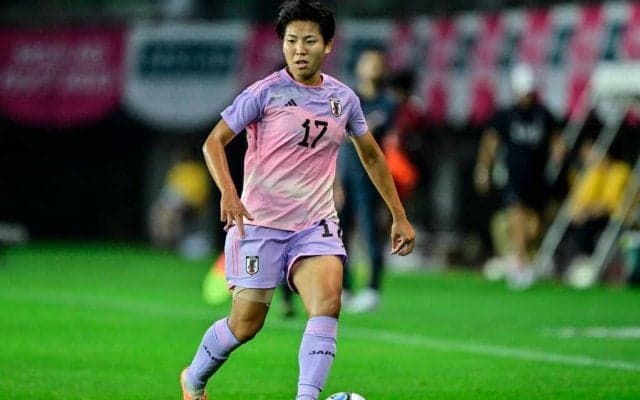 「おいおい日向小次郎か」ブライトンFW清家貴子の史上初デビュー戦ハットトリック“ニア上ズドン”弾に反響！「化け物ストライカーだわ」「シアラーみたい」などの声