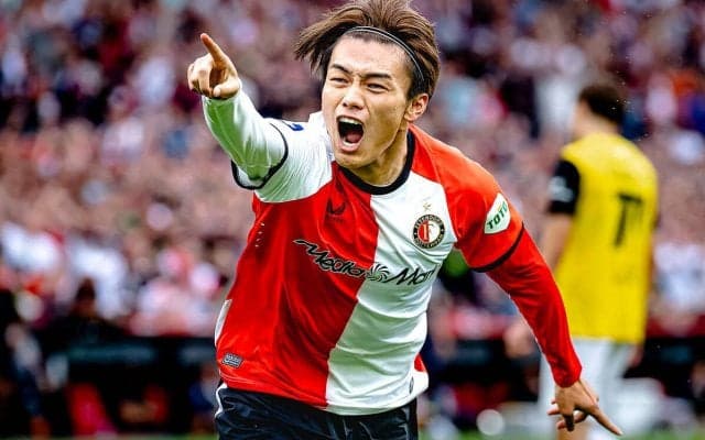 「綺世は決める男」「空飛ぶ上田」日本代表FW上田綺世が今季初ゴール！フェイエノールトを勝利に導く活躍に称賛殺到「出場時間さえあれば…」