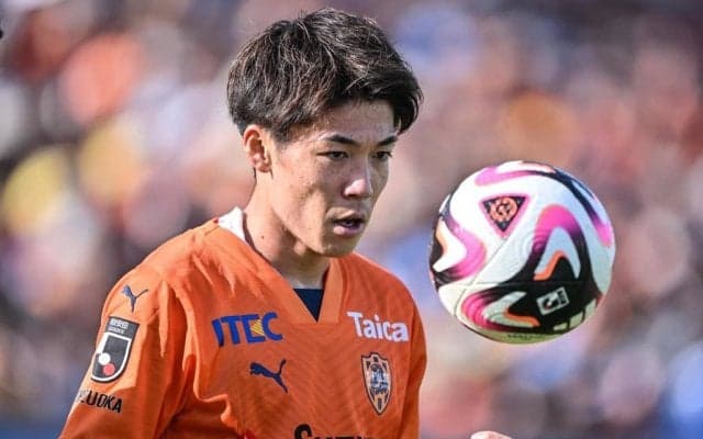 【J2清水が終盤戦で見せる昇格へのチーム内競争 (1)】MF西澤健太が同点ゴールを決めたあとに見せた、「いままでしなかったことをやってみました」のワケ。4か月ぶり出場で殊勲