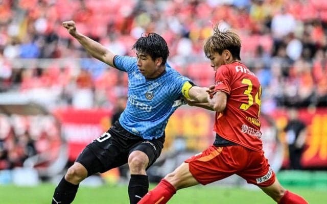 【川崎が名古屋の5バックを攻略できなかったワケとは(1)】山田新が悔しがった、“遠かった距離間”。相手の“マンツーマン守備で”前と後ろが同じ絵を描けず