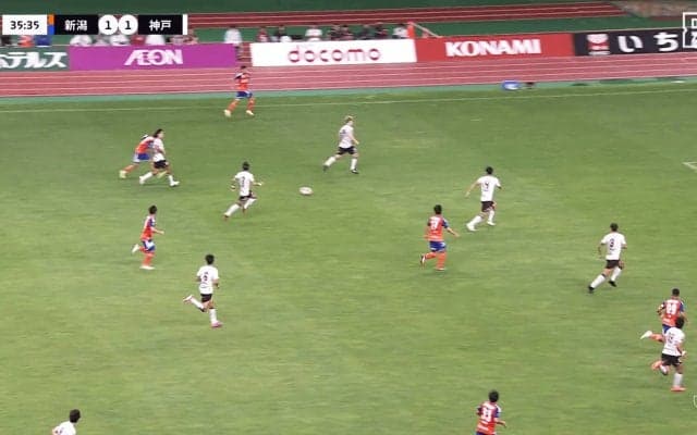 Ｊリーグで“デ・ブライネ級”の芸術的キラーパス!?「天才だよ」「バケモンすぎる」新潟DFのスーパーアシストが話題