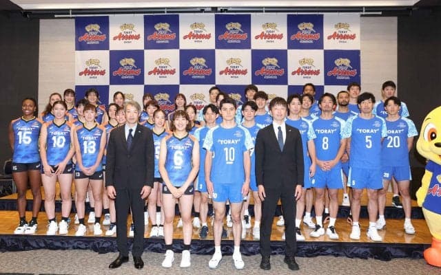 東レ静岡＆東レ滋賀が新体制発表会　SVリーグへ西本圭吾、田代佳奈美らが決意