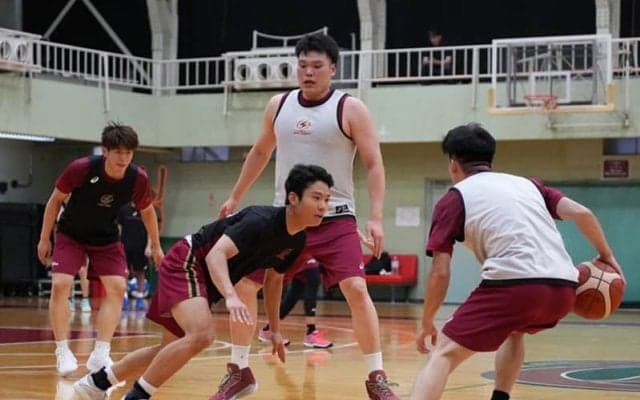 U18川崎がトップチームの練習に参加…篠山竜青「交流や連携が多いのもうちの特徴」
